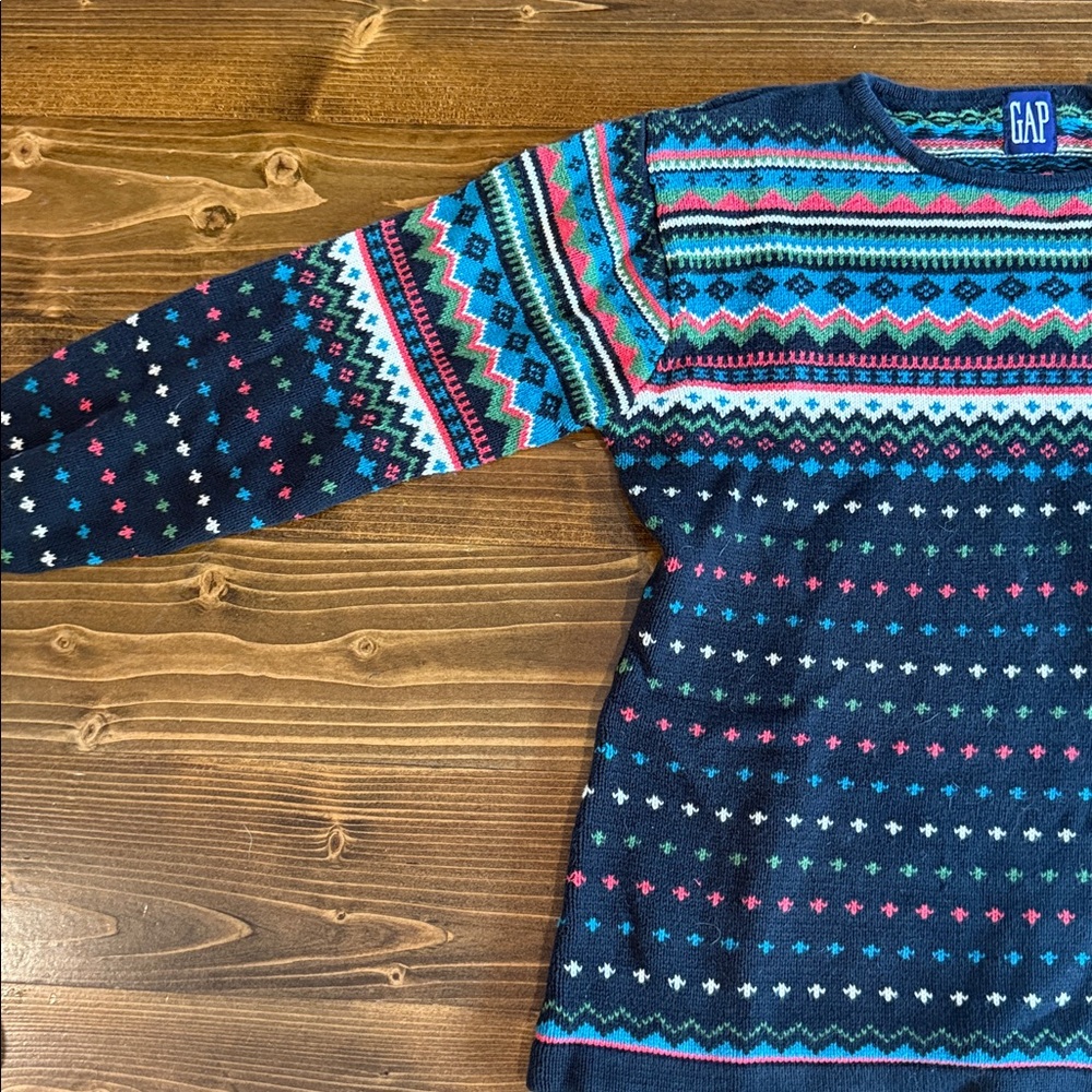 Gap Sweater - Picture 2 of 4